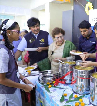 Food and Shelter Support Sri Neelakandeswarar Trust